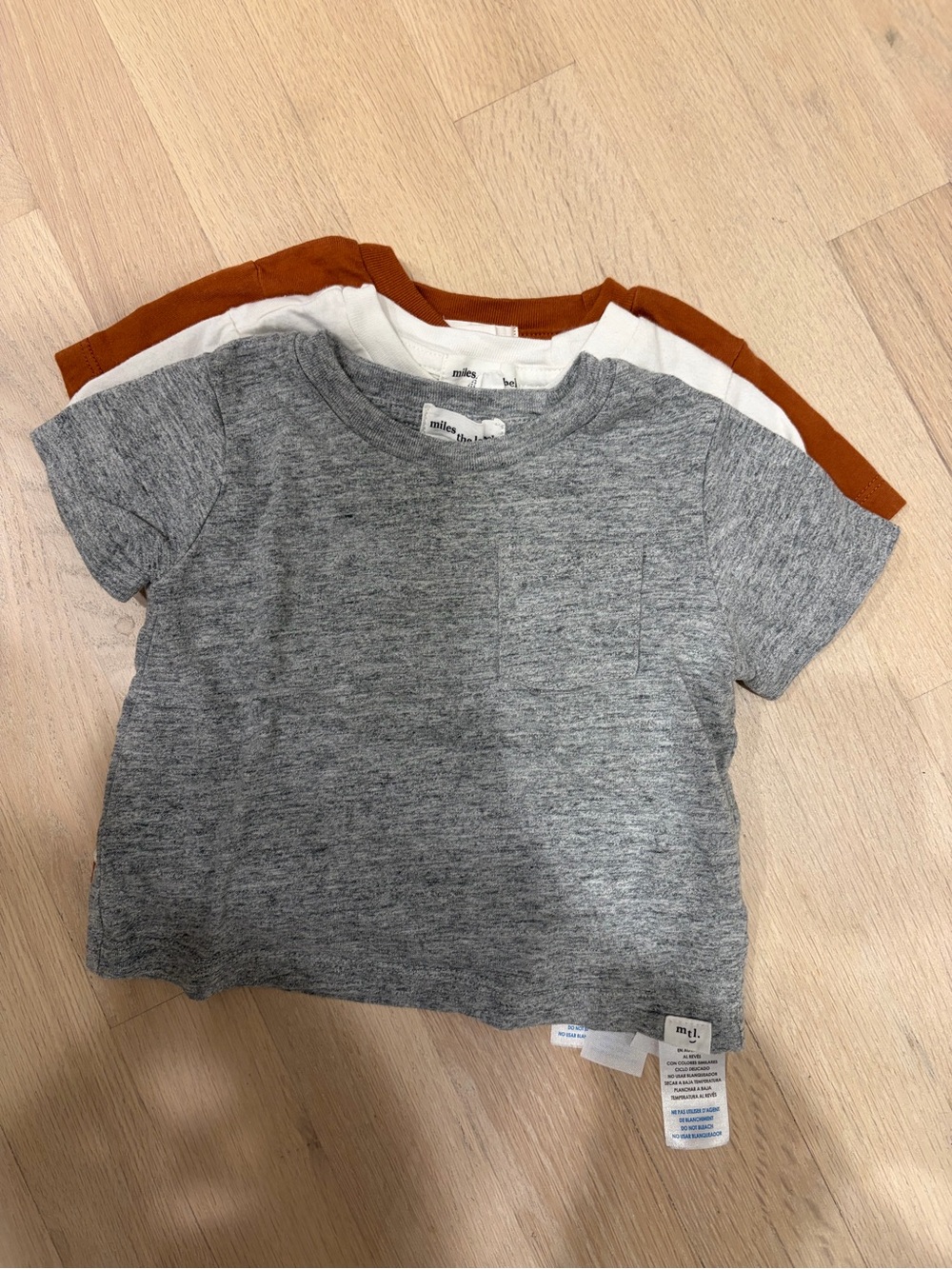 Miles the label t-shirt with small pocket size 3-6 months